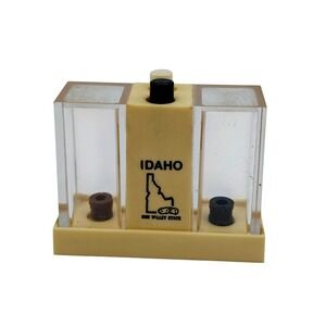 Vintage Idaho Sun Valley State Souvenir Salt Pepper Shaker Cream Plastic Travel